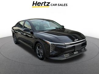 Used 2025 Kia K4 LXS video 1