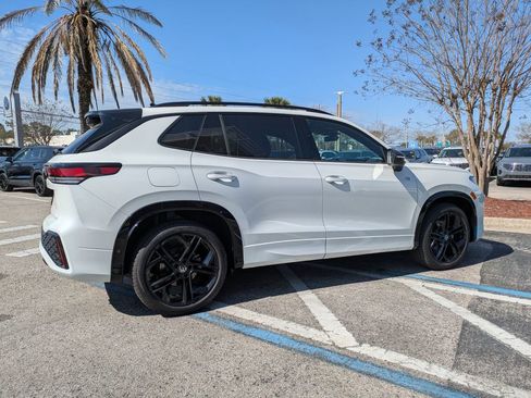 New 2026 Volkswagen Tiguan SE R-Line FWD image 6