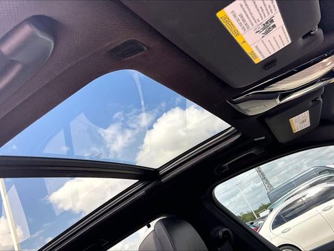 Used 2019 BMW X5 xDrive50i w/ M Sport Package image 13