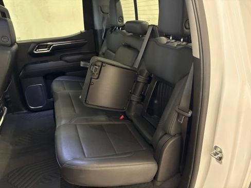 Used 2023 Chevrolet Silverado 1500 LTZ w/ LTZ Convenience Package II AWD/4WD image 40