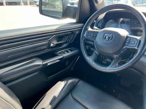 Used 2024 RAM 1500 Limited AWD/4WD image 11