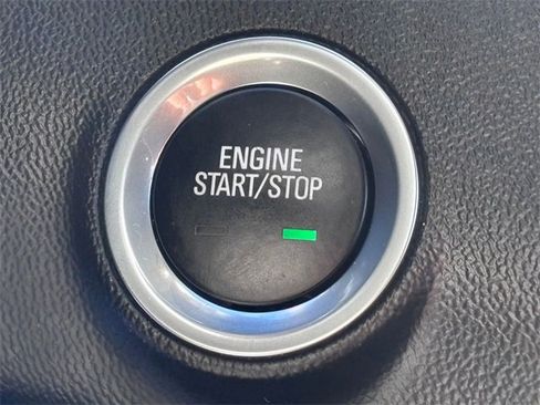 Used 2022 GMC Terrain SLT image 19