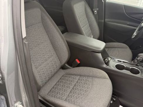 Used 2024 Chevrolet Equinox LT image 43