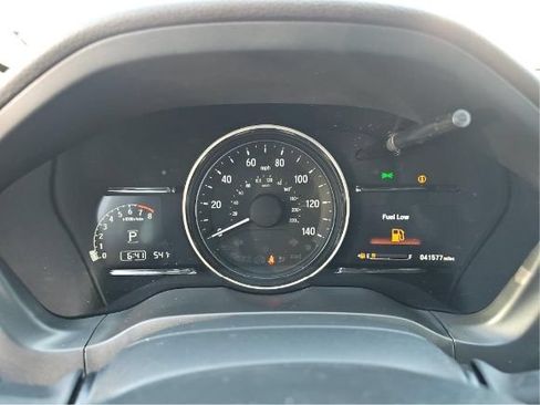 Used 2022 Honda HR-V EX image 7
