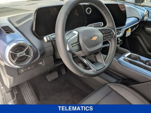 New 2025 Chevrolet Equinox EV LT AWD/4WD image 15