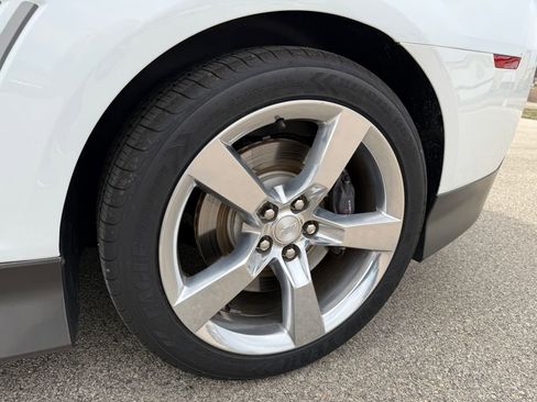 Used 2010 Chevrolet Camaro SS w/ LPO, Ground Effects Package image 11