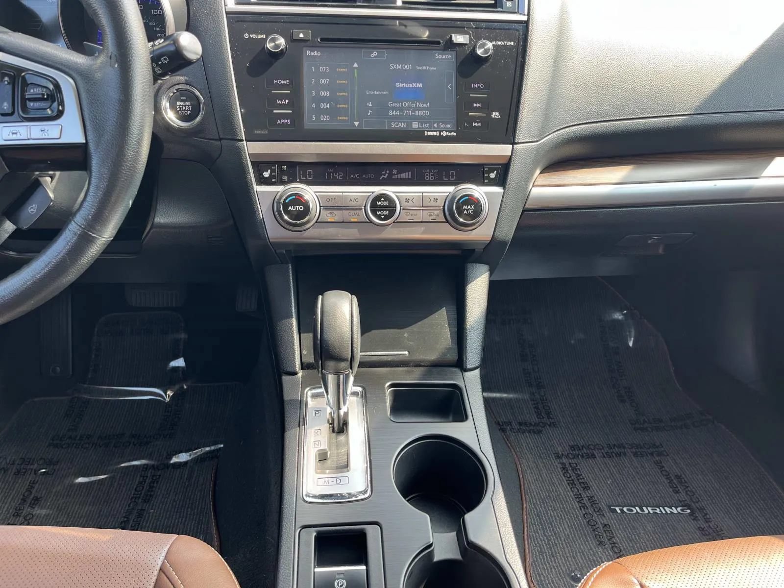 Used 2017 Subaru Outback 3.6R Touring AWD/4WD image 16