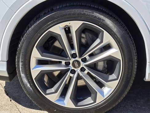 Used 2023 Audi Q7 3.0T Prestige image 16