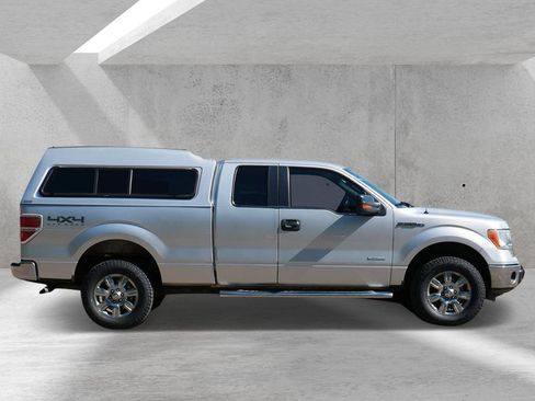 Used 2012 Ford F150 XLT w/ XLT Chrome Pkg AWD/4WD image 2