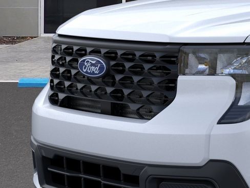 New 2025 Ford Maverick XLT FWD image 18