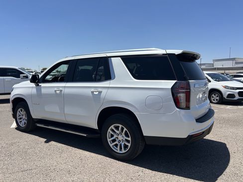 Used 2023 Chevrolet Tahoe LT w/ Luxury Package AWD/4WD image 3
