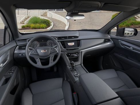 New 2026 Cadillac XT5 Luxury image 15