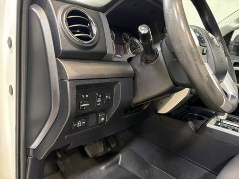 Used 2016 Toyota Tundra SR5 w/ SR5 Upgrade Package image 15