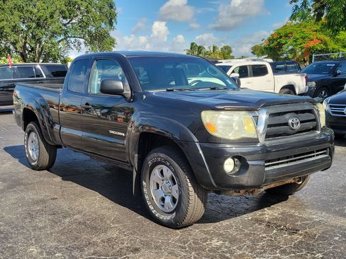 Used 2005 Toyota Tacoma 4x4 Access Cab image 3