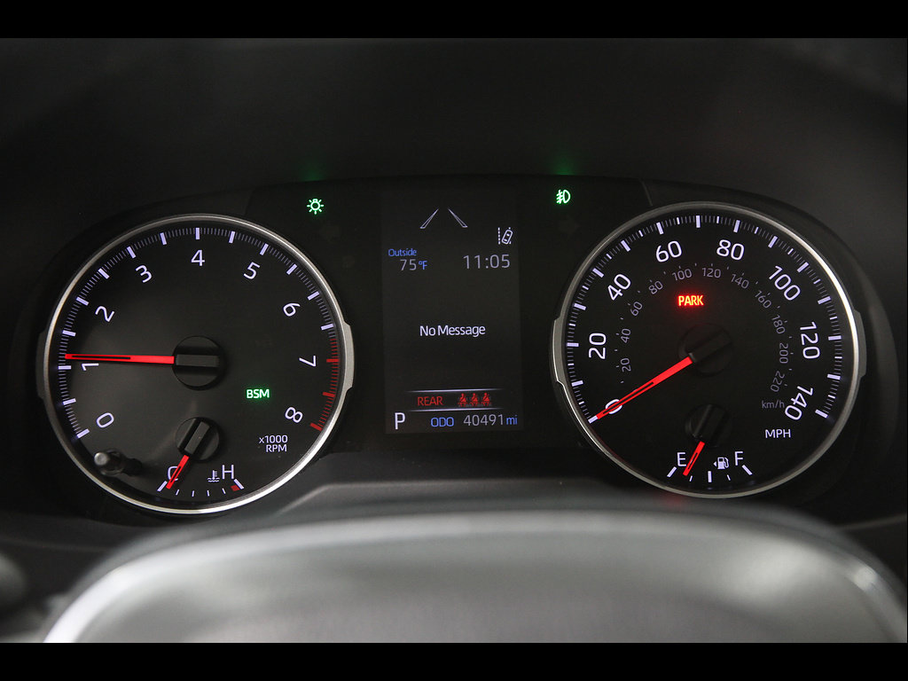 Used 2021 Toyota RAV4 XLE Premium AWD/4WD image 8