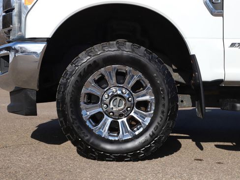 Used 2017 Ford F350 Lariat w/ Lariat Ultimate Package AWD/4WD image 30