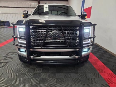 Used 2019 Ford F250 Platinum w/ Platinum Ultimate Package image 22