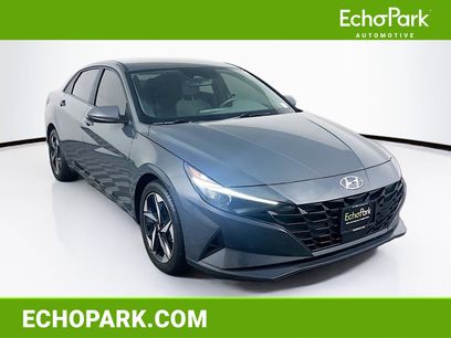 Used 2023 Hyundai Elantra SEL w/ Convenience Package