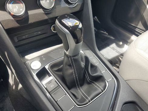 Used 2024 Volkswagen Tiguan S image 29