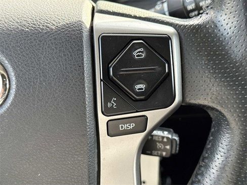 Used 2016 Toyota 4Runner SR5 image 23