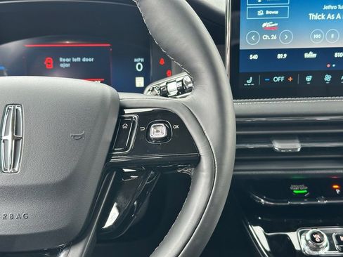 New 2026 Lincoln Corsair Reserve w/ Jet Appearance Package image 10