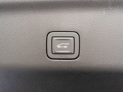 New 2026 GMC Yukon XL AT4 w/ AT4 Premium Plus Package image 35