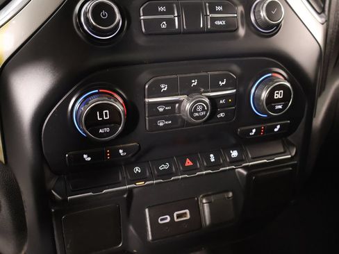 Used 2019 Chevrolet Silverado 1500 LT w/ Texas Edition AWD/4WD image 7