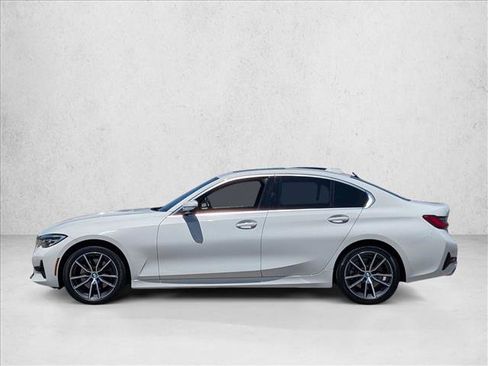 Used 2019 BMW 330i Sedan RWD image 9