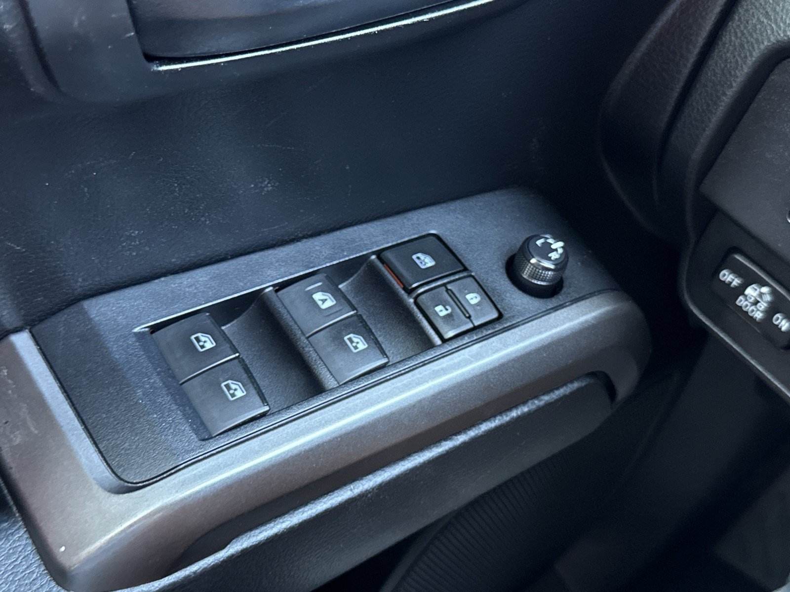 Used 2022 Toyota Tacoma SR5 w/ Technology Package RWD image 16