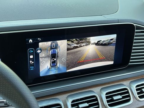 New 2026 Mercedes-Benz GLE 53 AMG 4MATIC image 17