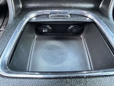 Used 2017 Dodge Grand Caravan GT FWD image 23