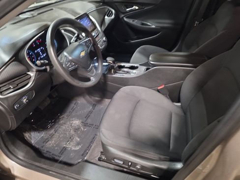 Used 2023 Chevrolet Malibu LT image 12
