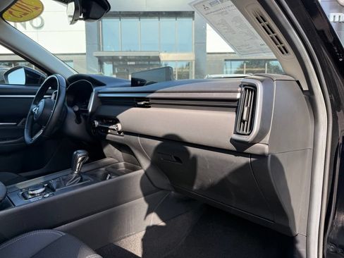 Certified 2025 MAZDA CX-50 AWD 2.5 S w/ Preferred Package image 17