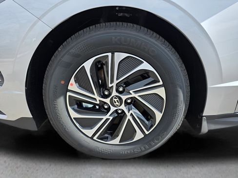 New 2026 Hyundai Sonata Blue FWD image 10