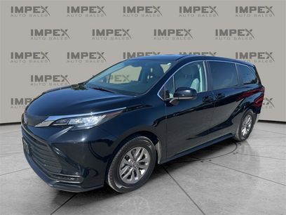 Used 2023 Toyota Sienna LE