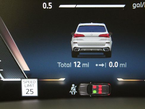New 2026 BMW X5 sDrive40i image 32