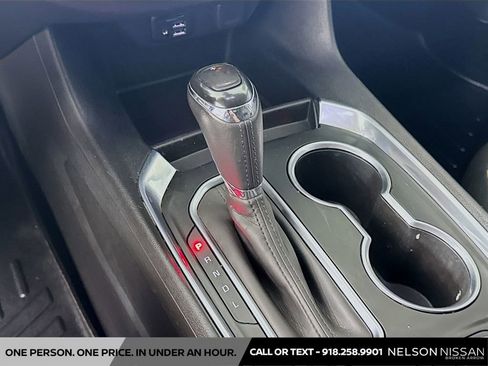 Used 2020 Chevrolet Traverse RS w/ LPO, Floor Liner Package FWD image 17