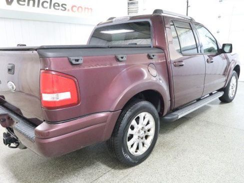 Used 2007 Ford Explorer Sport Trac Limited RWD image 6