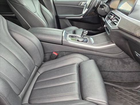Used 2022 BMW X5 xDrive40i AWD/4WD image 22