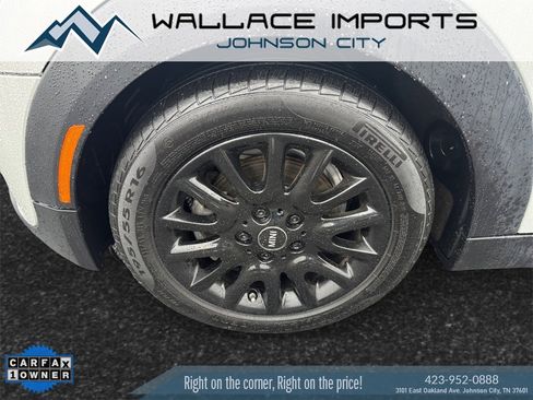 Used 2017 MINI Cooper Base image 9