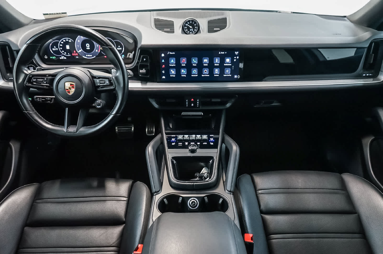 Certified 2024 Porsche Cayenne S AWD/4WD image 18