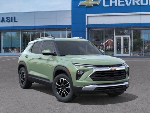 New 2026 Chevrolet TrailBlazer LT w/ LT Cold Weather Package AWD/4WD image 7