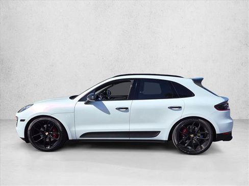 Used 2018 Porsche Macan AWD/4WD image 9