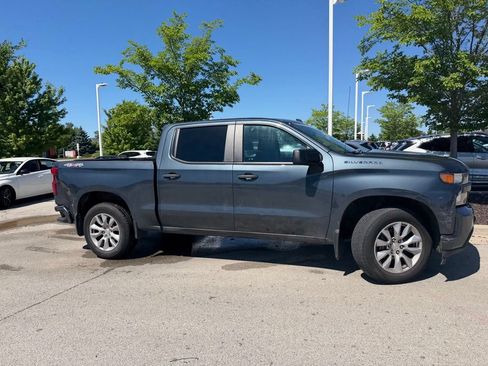 Used 2019 Chevrolet Silverado 1500 Custom w/ Custom Value Package AWD/4WD image 7