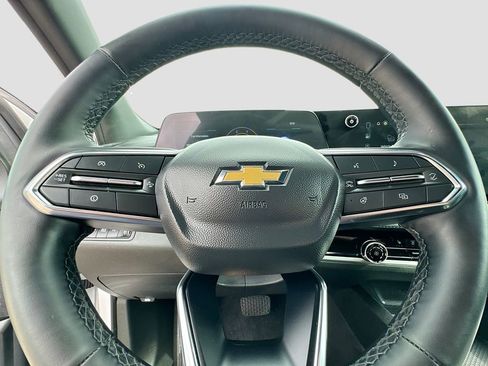 Used 2025 Chevrolet Equinox LT image 27