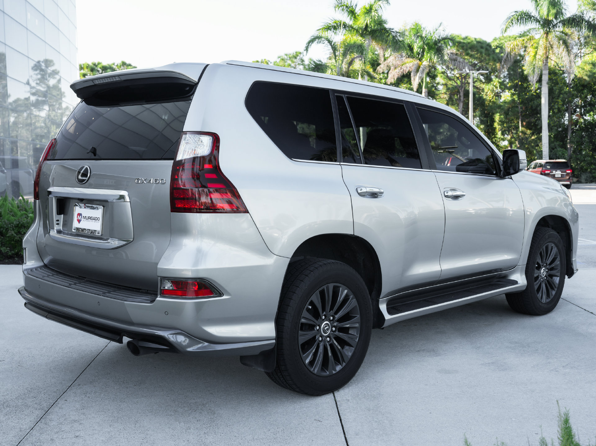 Used 2022 Lexus GX 460 Premium w/ Accessory Package AWD/4WD image 28