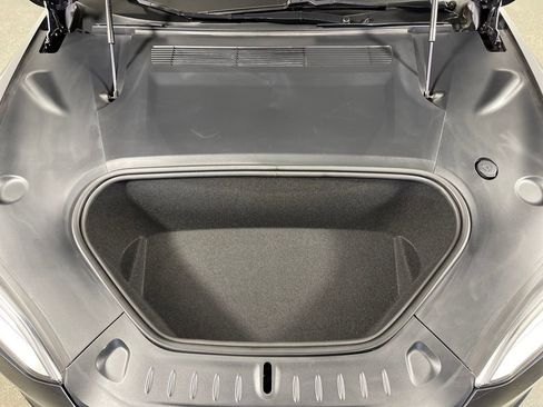 Used 2022 Tesla Model S Base image 10