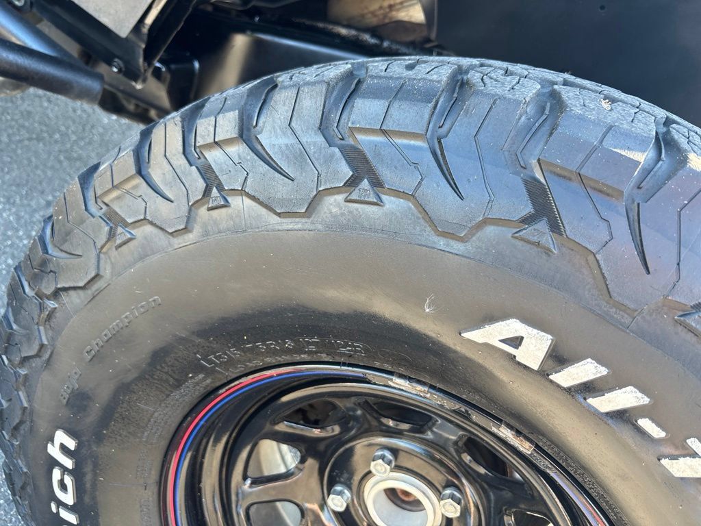 Used 2017 Jeep Wrangler Sport AWD/4WD image 37
