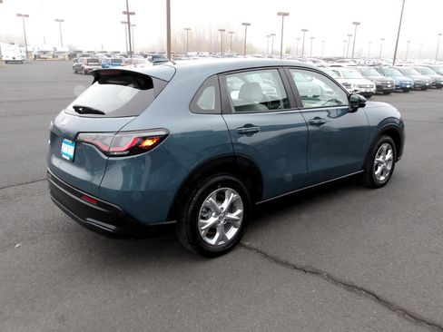 Used 2023 Honda HR-V LX image 5