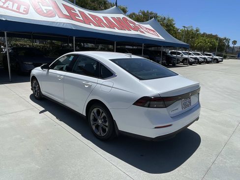 Certified 2023 Honda Accord EX image 28